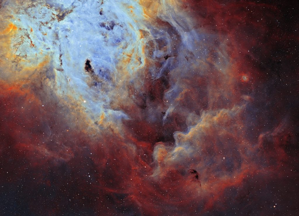 Turbulence in the Carina Nebula